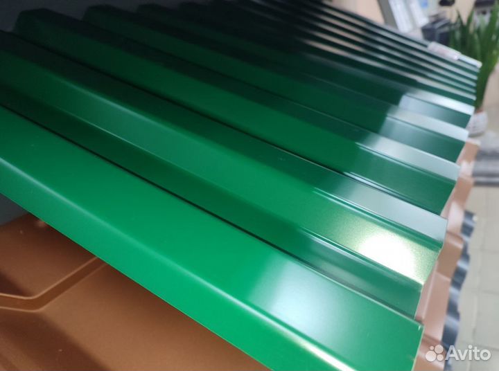 Профлист в классическом и современном дизайне