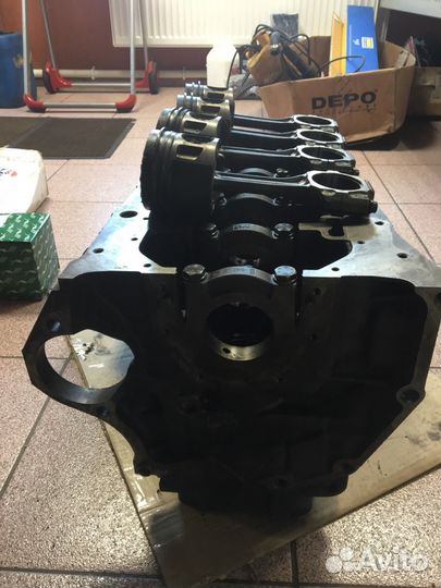 Продаётся блок цилиндров двигателя Т4 2,5 TDI двиг