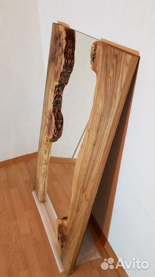 Рамка для зеркала из карагача лофт