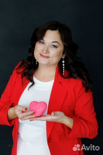 Ведущая. Живой вокал