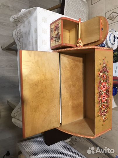 Хлебница деревянная