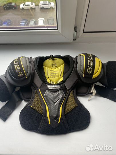 Нагрудник хоккейный bauer supreme 1s