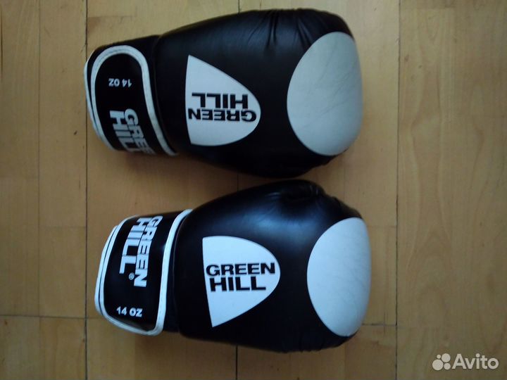 Боксерские перчатки 14,16 oz