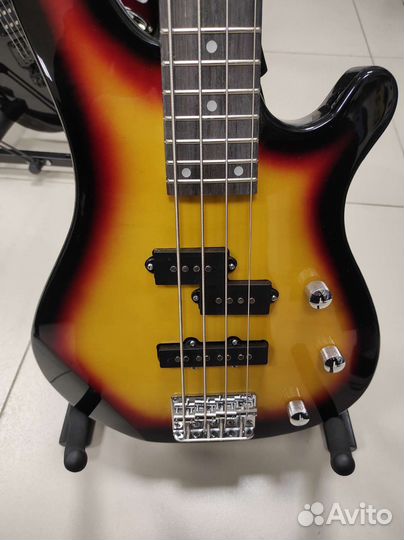 Terris THB-43 SB - бас-гитара, 4-х струнная