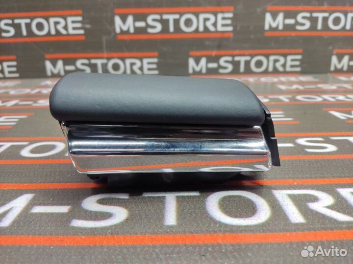 Пепельница задняя левая Mercedes-Benz S-Class W221