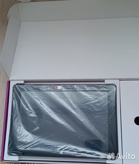 Планшет с клавиатурой Irbis 10.1