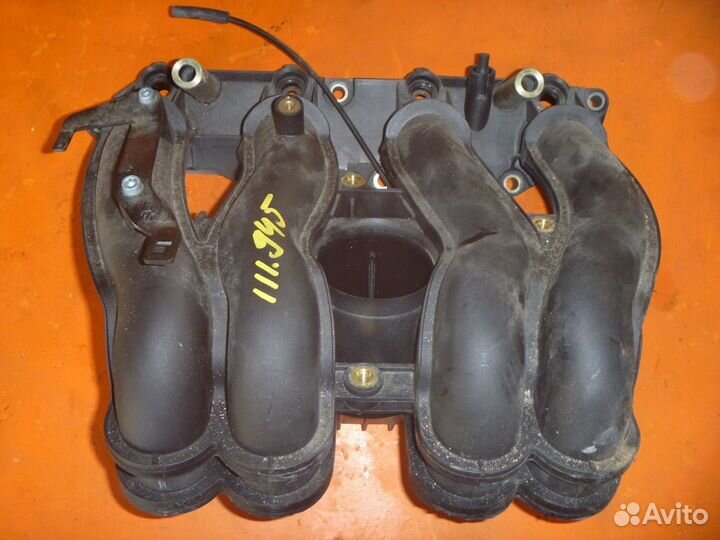 Впускной коллектор mercedes 111.945