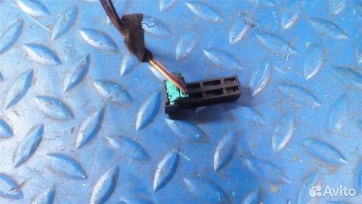 Датчик включения стопсигнала BMW X3 F25