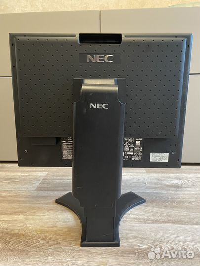 Монитор NEC 2090 UXi