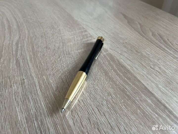 Шариковая ручка Parker