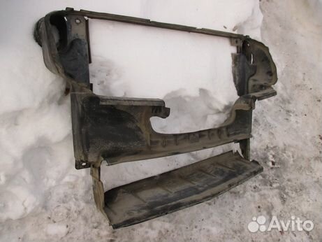 Воздуховод радиатора W251 R-klasse