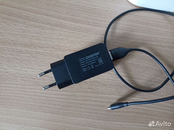 Планшет Digma 1523 3G