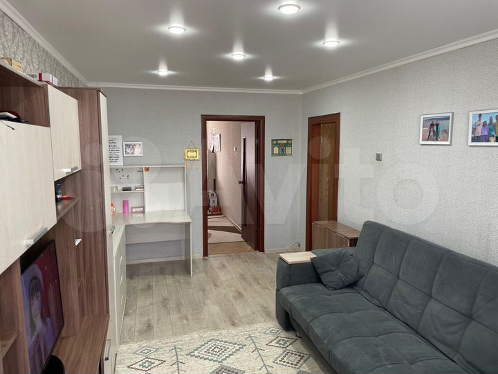 2-к. квартира, 43,7 м², 2/5 эт.