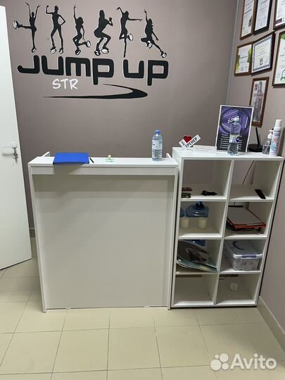 Стойка ресепшн бу