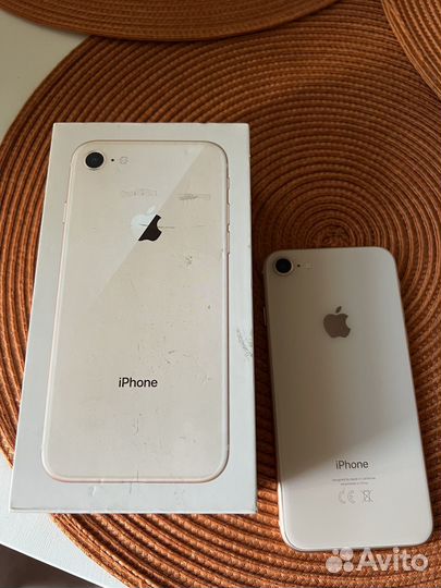 iPhone 8, 64 ГБ