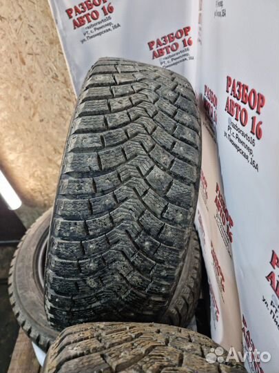 Michelin Latitude X-Ice North 205/55 R16 94T