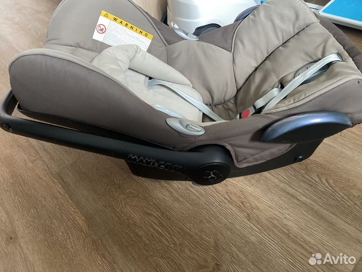 Автолюлька maxi cosi pebble с базой isofix
