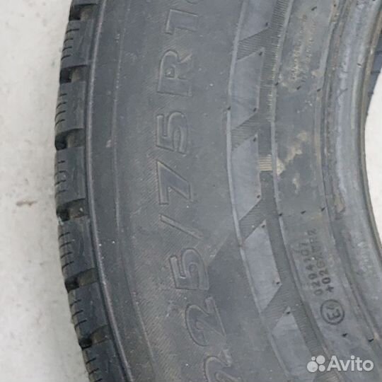 Nokian Tyres Hakkapeliitta 7 SUV 225/75 R16
