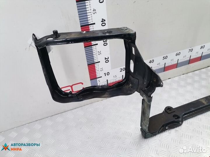 Передняя панель крепления облицовки (телевизор)