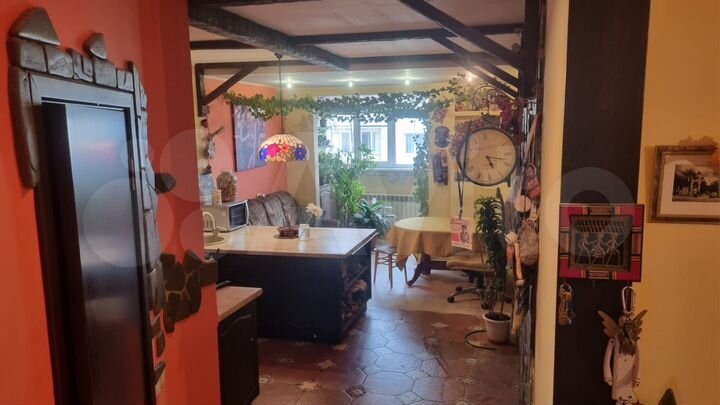 2-к. квартира, 92 м², 12/13 эт.