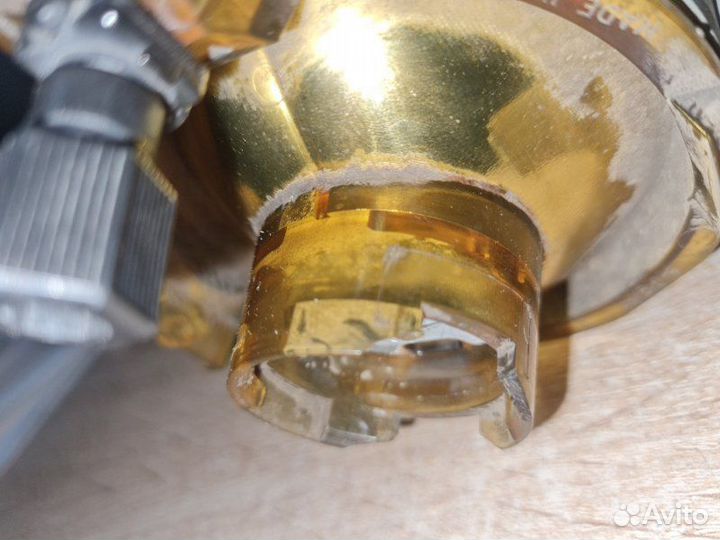 Фара противотуманная передняя левая Volvo S80