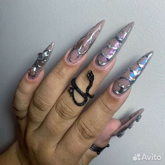 Маникюр с выездом на дом