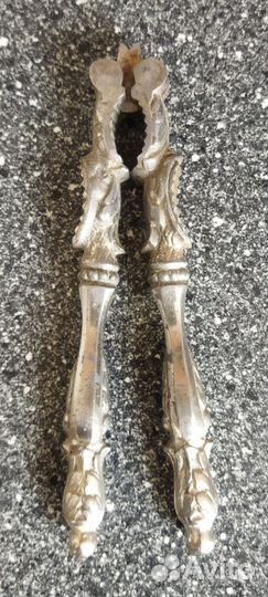 Старинный орехокол