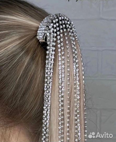 Заколка на волосы