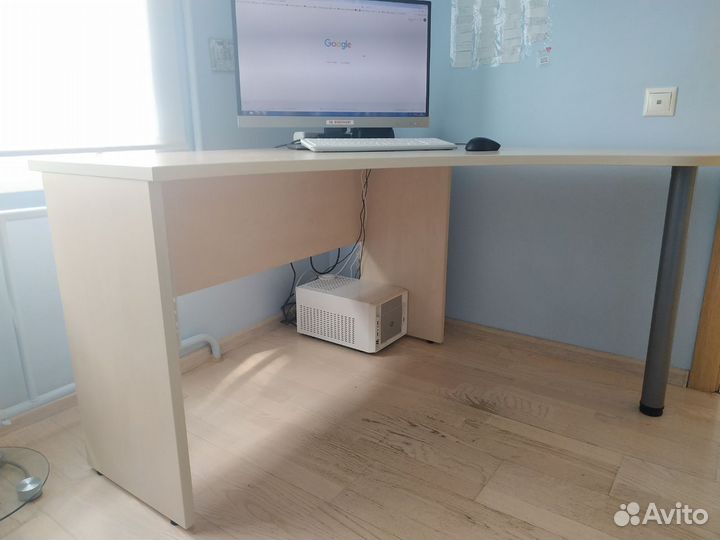 Стол угловой компьютерный для дома и офиса