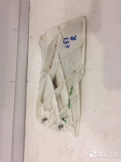 Кронштейн бампера верхний правый Infiniti Fx Qx70