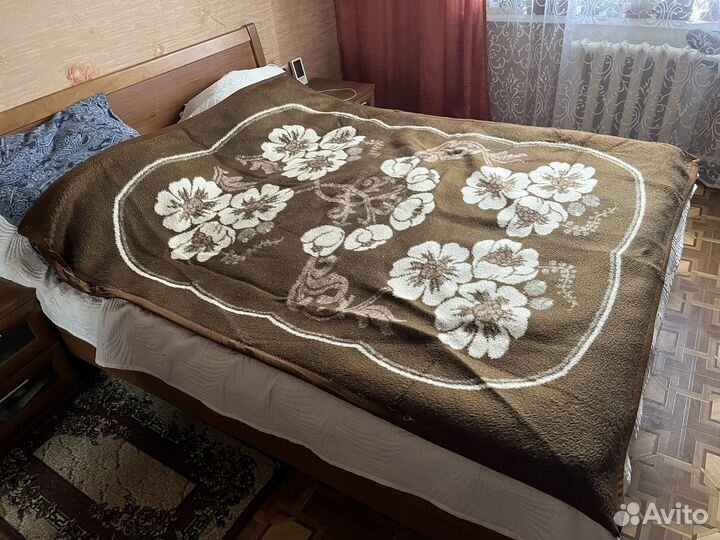 Одеяло шерстяное