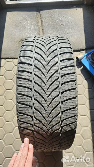 Goodyear UltraGrip Ice 2 235/45 R17