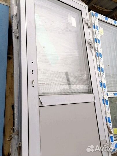 Двери 950х2100 готовые алюминиевые