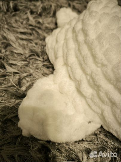 Вязаная плюшевая женская шапка с ушками и шарфиком