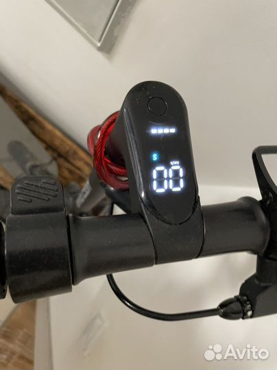 Самокат hiper 2022 года