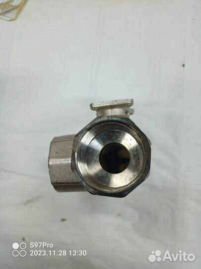 Шаровой клапан Belimo R3040-16-S3 Ду40, внутренняя