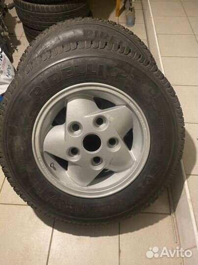 R16 Pirelli Scorpion A/T 225/75, PCD 5x165.1 DIA 113.1