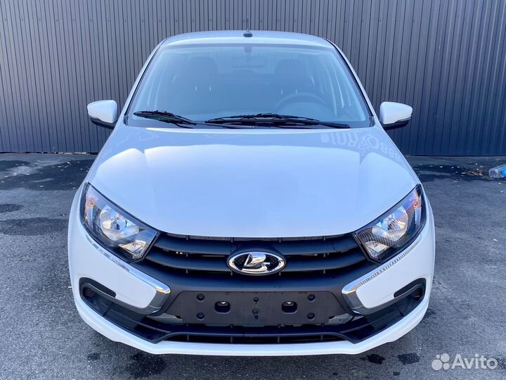 LADA Granta 1.6 МТ, 2023, 231 км