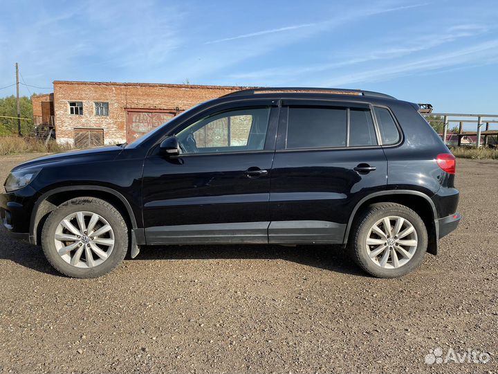 Volkswagen Tiguan 2.0 AT, 2012, 200 000 км