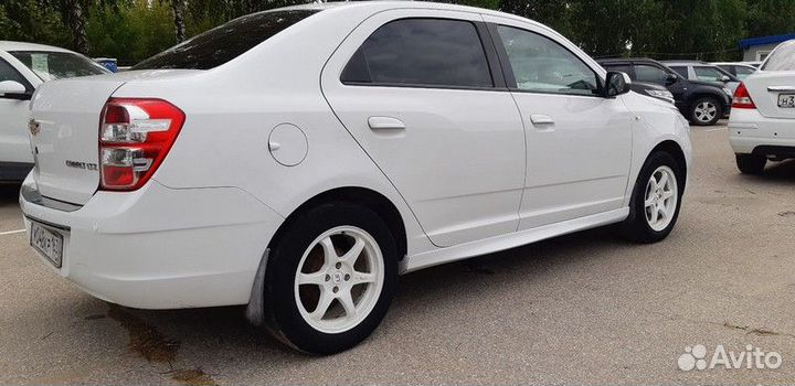 Накладки на пороги Шевролет Кобальт с 2011-н.в