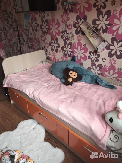 Кровать
