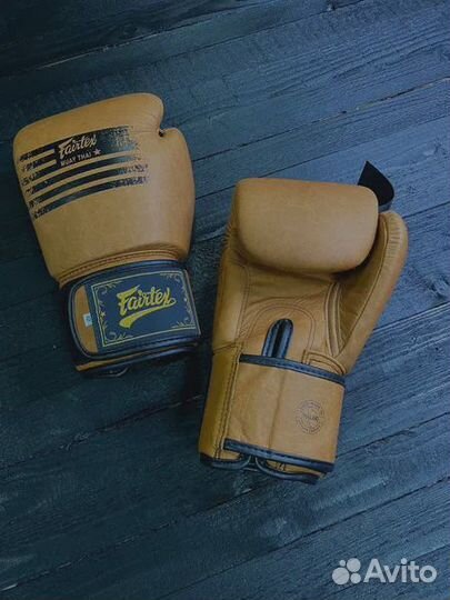Перчатки для бокса (новые)