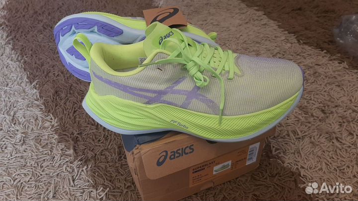 Кроссовки женские asics 40 размер