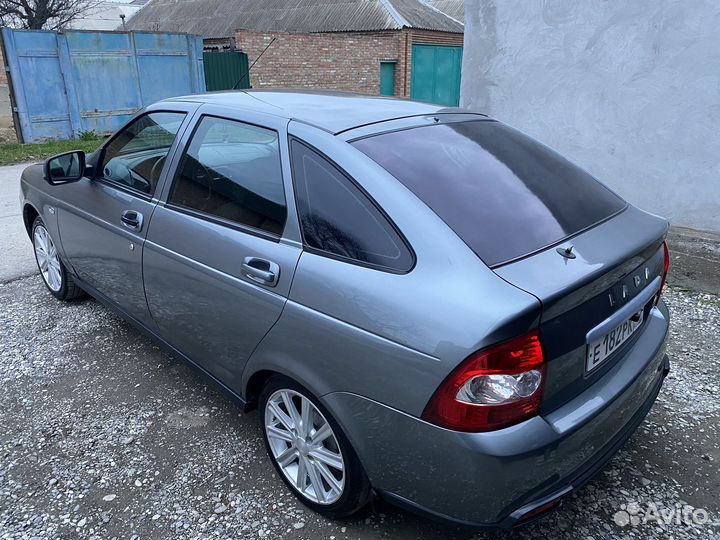 Бампер передний и задний на priora