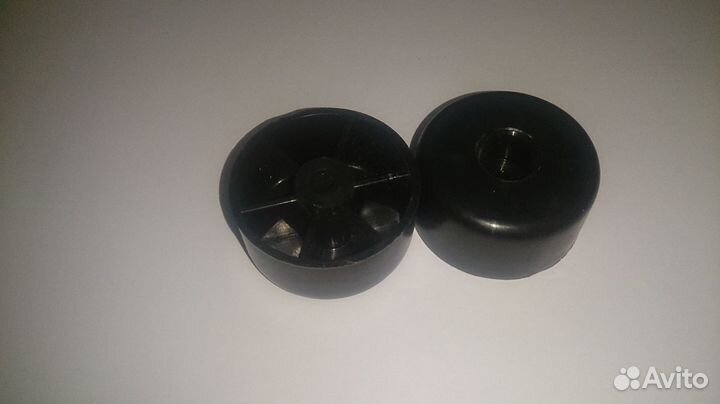 Ножки мебельные под шуруп 25х50