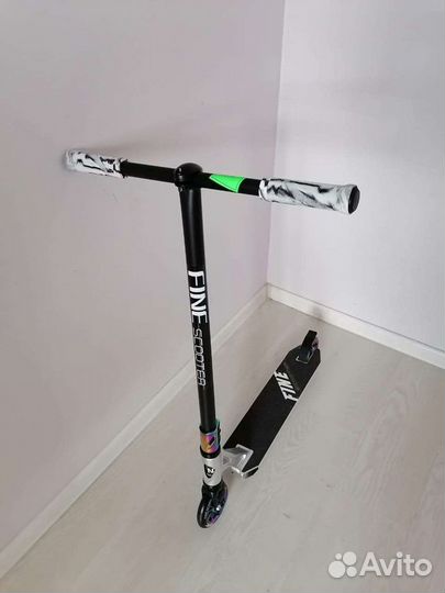 Самокат для экстремальных трюков новый