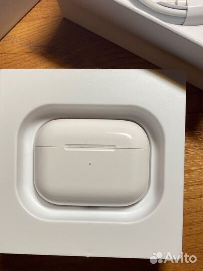 Airpods pro с шумоподавлением бонус чехол