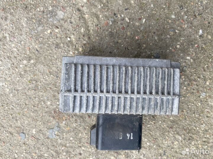 Реле свечей накала Опель Астра 1.7 D 2003 г