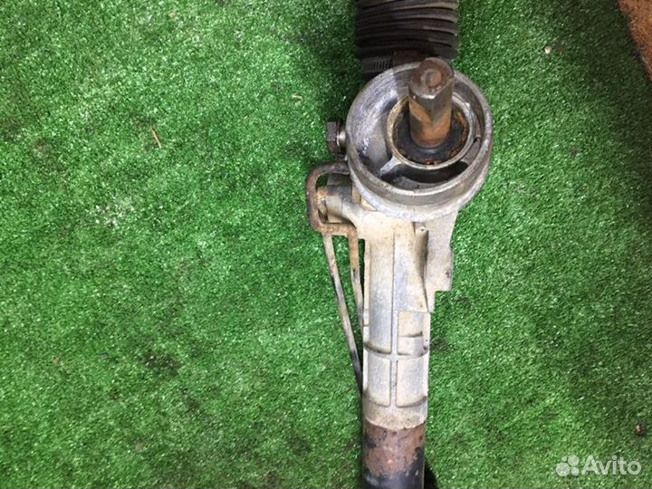 Рулевая рейка Audi A6 универсал 2.5 AKN 2000