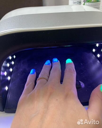 Б/у лампу для маникюра sun 3